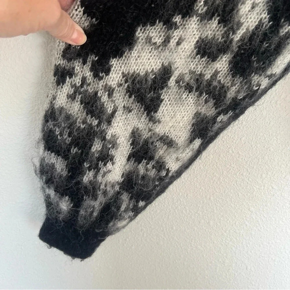 NWOT RODEBJER Ray Knitted Crew Neck Sweater Pullover Black White Designer XS - Picture 7 of 12